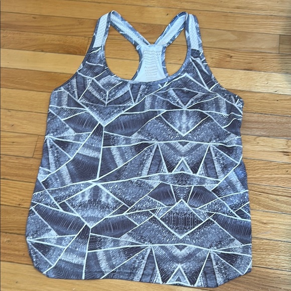 Geometric Patterned Racerback Tank Top - Picture 1 of 2